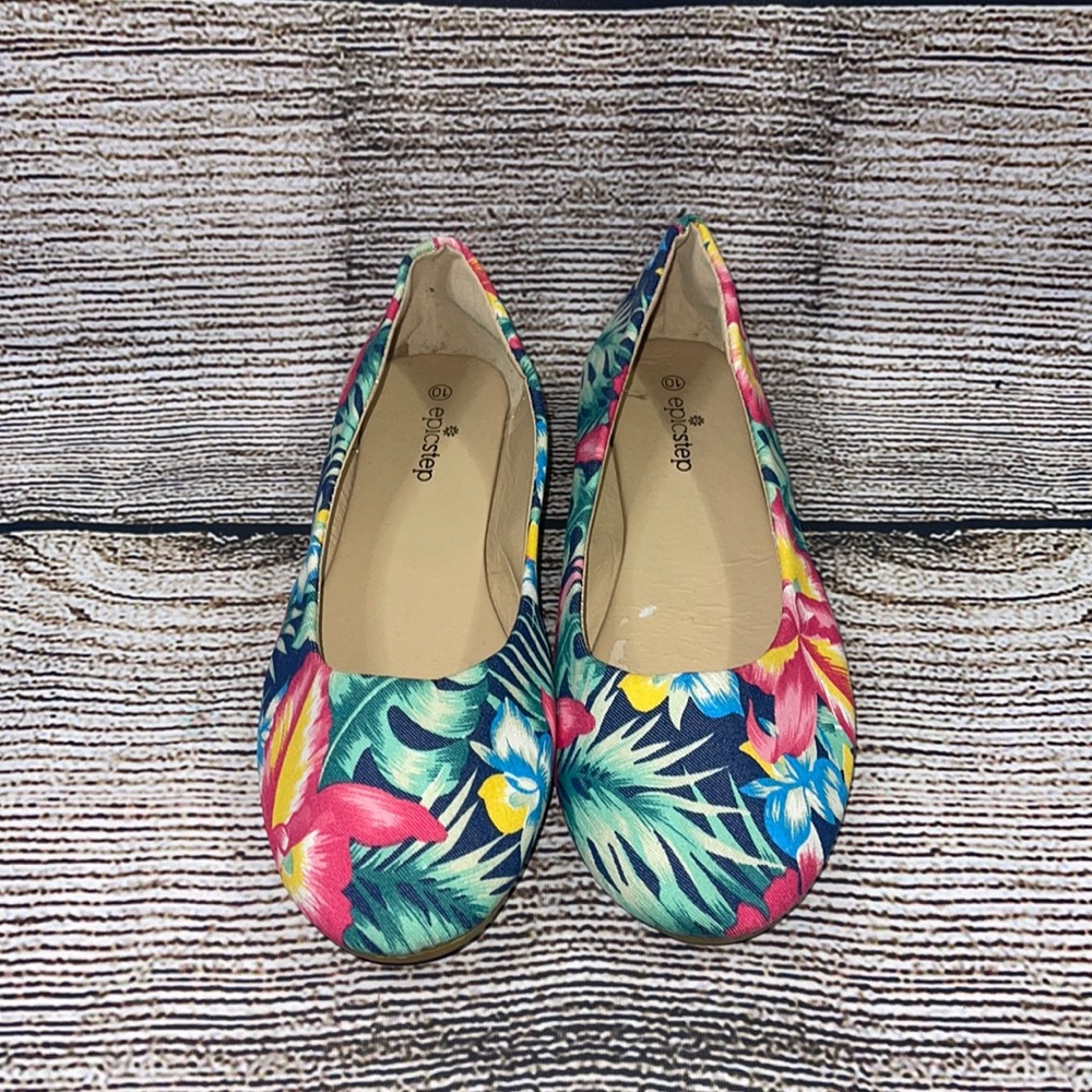 Womens Epicstep Flats NWOT